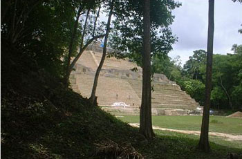 Mayan temple, Belize © Belize project team