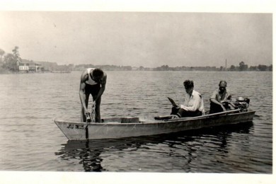 Institute for Fisheries Research survey crew collecting water samples from Bawbeese Lake in Michigan’s Hillsdale County, June 1931. Image credit: Michigan Department of Natural Resources